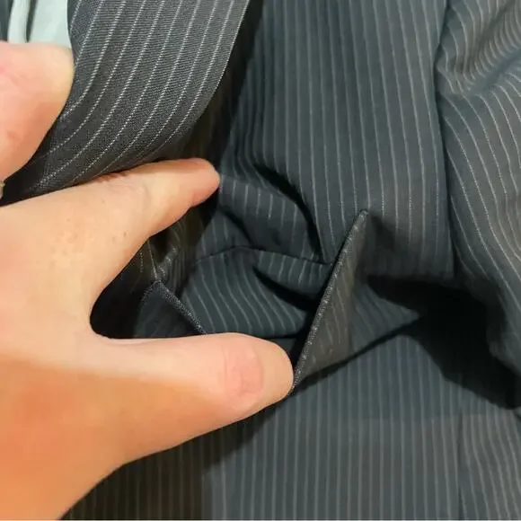 Hugo Boss Gray Pinstripe Blazer Suit Coat Jacket Office Mens‎ Size 42R